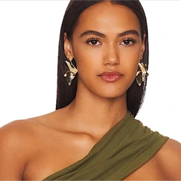 Anthropologie Shashi "Carre" Large Gold Wavy Earrings - with beautiful gift 🎁 - Picture 5 of 6